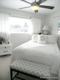 Night Beds, Angled Bed, Bed In The Corner, Corner Bed Ideas, Corner Bed, Room Bedrooms, Bed In Corner, Urban Decor, Bedroom Bliss