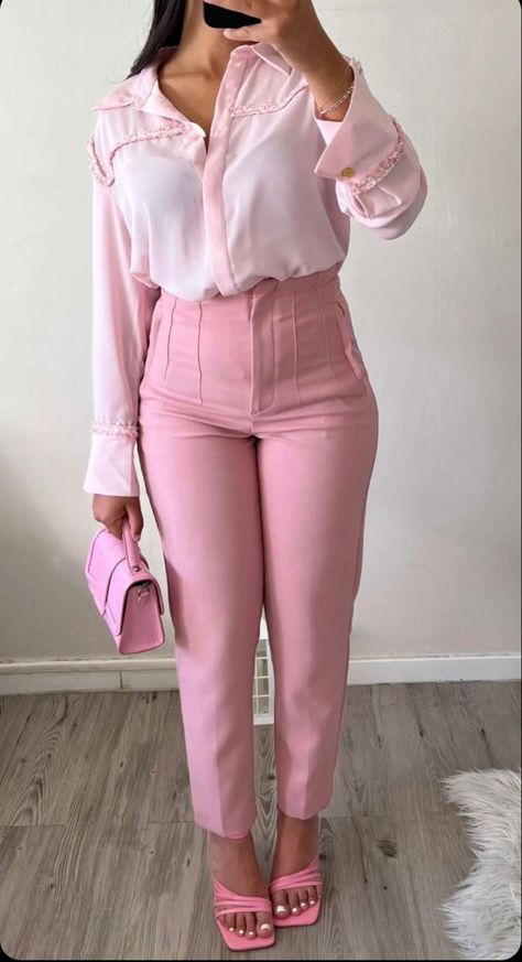 Cute Professional Outfits, Business Clothing, Girl Energy, Fashionable Work Outfit, Cute Work Outfits, Church Outfit, Stylish Work Attire, Professional Outfits Women, Winter Work