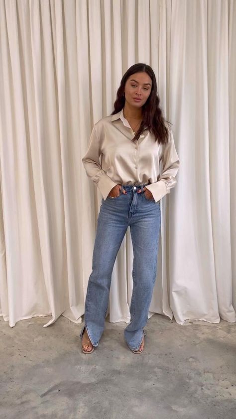 Silky Shirt Outfit, Silk Top Outfit, Trend Videos, Satin Top Outfit, Satin Shirt Outfit, Silk Blouse Outfit, Silk Shirt Outfit, Satijnen Blouses, Satin Blouse Outfit