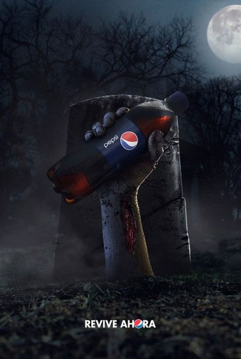 Pepsi Halloween Ad Pepsi Ad, Ad Of The World, 광고 디자인, Creative Advertising Design, Publicidad Creativa, Graphic Design Ads, Food Graphic Design, Social Media Design Inspiration, Advertising Ads