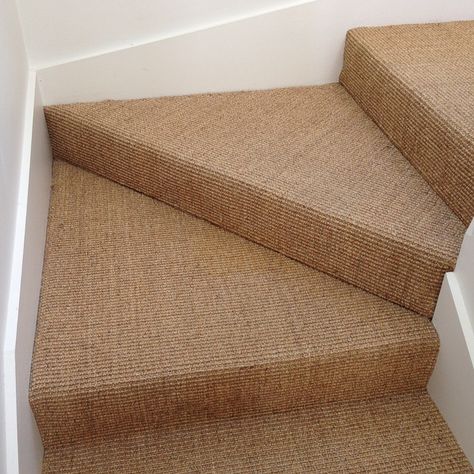 Floorspace - Gallery - Heavy Castlemaine Sisal On Stairs Sisal Stair Carpet, Sisal Flooring, Cottage Stairs, Carpeted Stairs, Hallway Gallery Wall, Carpet Staircase, Guest Bedroom Remodel, Kids Bedroom Remodel, Small Bedroom Remodel