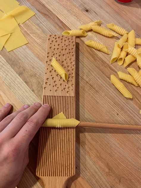 Combination Pasta Board | Etsy Make Gnocchi, Pasta Board, Pasta Making Tools, Making Gnocchi, Pasta Maker, Rolling Pins, Linen Storage, Homemade Pasta, Rigatoni