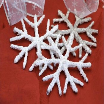 Pretzel Snowflakes, Christmas Dessert Drinks, White Chocolate Pretzels, Elsa Birthday Party, Winter Snack, Dyi Gifts, Pretzels Recipe, Holiday Recipes Christmas, Chocolate Pretzels