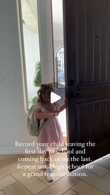 Coach Mama 🎾 on Instagram: "Parent hack idea - super simple, easy, and once all together you wont be able to believe it!   We started recording on her very first day of pre-school and this is what 2 years does! Just seeing the difference in two years and i am not ok 🥹🥹 PRE-K GRADUATION here we come 👩🏼‍🎓👩🏼‍🎓👩🏼‍🎓  #transformation #preschool #kindergarten #toddlertransformation" First Kindergarten Day, First Day Of Tk Photo Ideas, First Day School Picture Ideas, Pre K First Day Of School Picture, First Day Of Vpk Photo Ideas, 1st Day Kindergarten Picture Ideas, First Day Of Pre K Pictures, First Day Kindergarten Picture, Starting School Photo Ideas