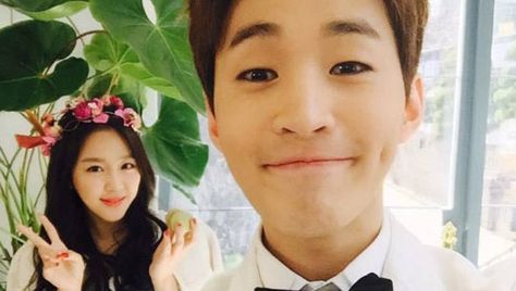 Reps expect that Yewon and Henry will continue to film for 'We Got Married' and not be dropped | http://www.allkpop.com/article/2015/04/reps-expect-that-yewon-and-henry-will-continue-to-film-for-we-got-married-and-not-be-dropped We Got Married Korean, Henry Lau, Eric Nam, We Get Married, Yook Sungjae, We Got Married, Married Couples, Korean Japanese, Korean Entertainment