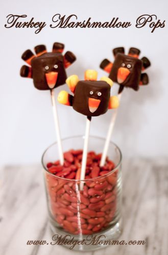 Turkey Marshmallow Pops Thanksgiving Marshmallow, Turkey Dessert, Turkey Desserts, Chocolate Turkey, Creamy Italian Chicken, Dinner Centerpieces, Peanut Butter Cupcakes, Thanksgiving Desserts Easy, Marshmallow Treats