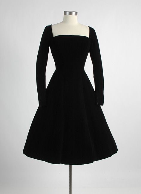 1950’s Auerbach's Velvet Evening Dress: Black Dress 50s Style, Black Long Sleeve Vintage Dress, Black 50s Dress, Cute Black Dresses, Princess Dress Black, Black Cute Dress, Black Dress Design, Black Silky Dress, Princess Cut Dress