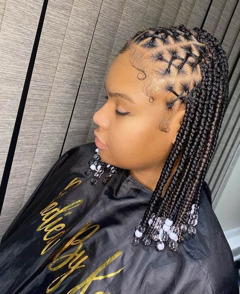 25 Cute Criss Cross Knotless Braids Hairstyles Crisscross Knotless Braids, Criss Cross Hairstyle, Cross Knotless Braids, Criss Cross Knotless Braids, Braids Bob, Rubber Band Hairstyles, Cornrow Styles, Tan Skin Blonde Hair, Kids Hairstyle