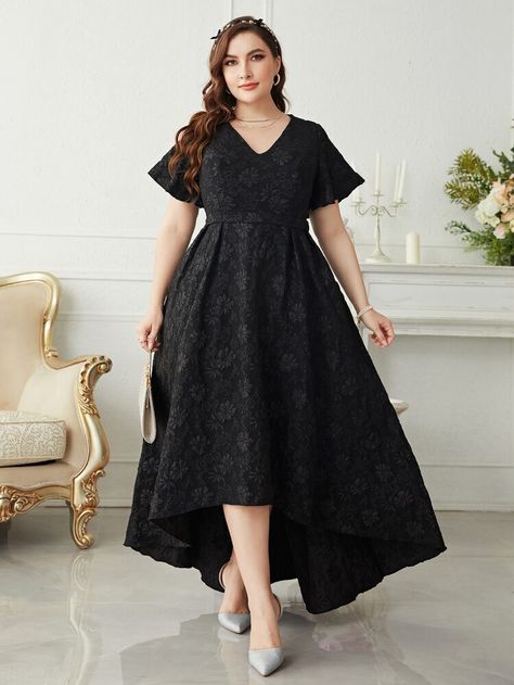 Short Black Wedding Dress Plus Size, Cute Dresses Plus Size, Plus Size Black Tie Event Dresses, Vestidos Curvy, Dress Midsize, Glitter Bridesmaid Dresses, Plus Size Fancy Dresses, High Low Bridesmaid Dresses, Trendy Plus Size Dresses