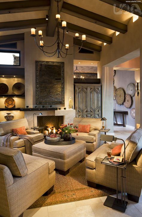 Southwest Living Room, Desert Living Room, Tuscan Living Rooms, Tuscan Interior, Home Ideas Kitchen, Tuscany Decor, Modern Tuscan, Mediterranean Living Room, Home Drawing