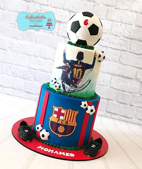 Painting on cake ,moss cake , fondant , new ganach technique #rollingpin #cake #cakedecorating #cakeart #cakedecor #cakesdecor Neymar Birthday Cake Ideas, Leo Messi Birthday Cake, Barcelona Soccer Cake, Messi Jersey Cake, Cake With Messi, Fcb Cake Birthdays, Football Cake Barcelona, Football Cake Messi, Messi Soccer Cake