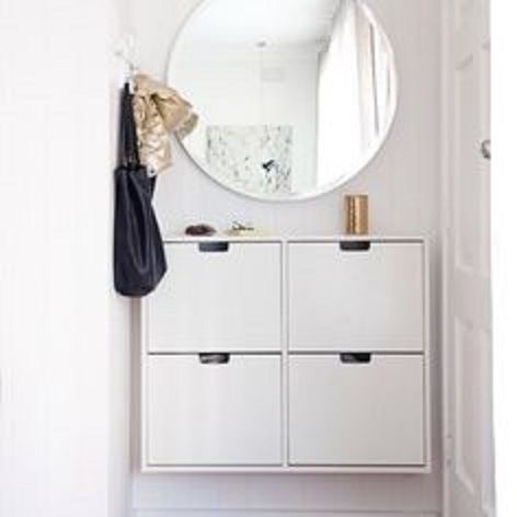 Ikea STALL shoe cabinet hack. Wall mounting without legs. Small Entryway Bench, Ingangs Decor, Minimalist Entryway, Wall Mounted Shoe Storage, Hallway Shoe Storage, Ikea Australia, Ikea Shoe, Entryway Cabinet, Entryway Shoe Storage