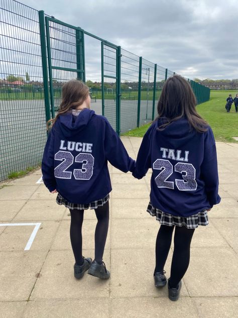 Leavers Hoodies Aesthetic, Class Hoodie Design, School Merch Ideas, Grad Hoodies Design, Graduation Hoodie Design, Grad Hoodies, Year 11 Leavers, School Leavers Hoodies, Photobooth Friends