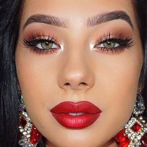 Makeup ideas image by Rebecca Dennise Cruz | Red dress ... #makeupideas #makeuplooks Red Makeup Looks, Prom Eyes, Prom Makeup Tutorial, Neon Prom Dresses, Cute Eyeshadow Looks, Prom Eye Makeup, Prom Makeup Looks, Makeup Hacks Beauty Secrets, Red Dress Makeup