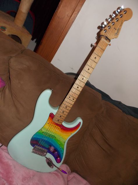 Rainbow Guitar, Myself Drawing, Colorful Guitar, Guitar Classes, Pick Guard, Instruments Art, Electric Guitar Design, Music Collage, Cool Electric Guitars