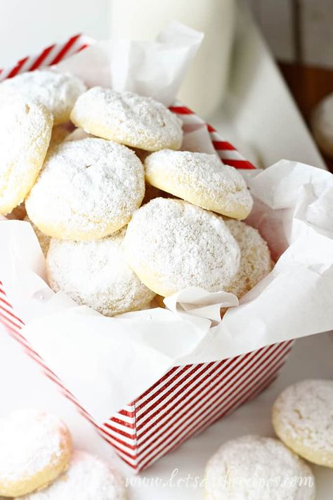 Cream Cheese Snowball Cookies Recipe -- These simple but delicious shortbread-like cookies with cream cheese always look so pretty on a holiday cookie tray! #cookies #christmas #christmascookies #recipes Snowball Cookies Recipe, Pecan Shortbread Cookies, Crackle Cookies, Christmas Cookie Recipes Holiday, Cookies With Cream Cheese, Snowball Cookie Recipe, Best Holiday Cookies, Christmas Shortbread, Cowboy Cookies