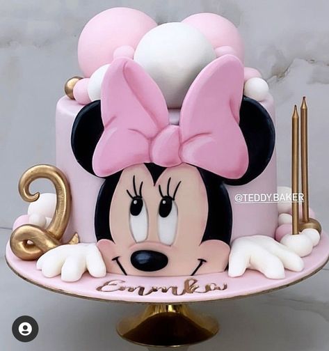 Pretty Cake Ideas, Tort Special, Γενέθλια Mickey Mouse, Minnie Mouse Birthday Theme, Mickey And Minnie Cake, Mouse Birthday Cake, Mickey Mouse Birthday Cake, Minnie Mouse Birthday Party Decorations