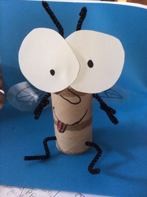 Bag Puppet, Bugs Preschool, Storytime Crafts, Fly Craft, Toilet Roll Craft, Paper Bag Puppets, Toilet Paper Tube, Bug Crafts, Fly Guy