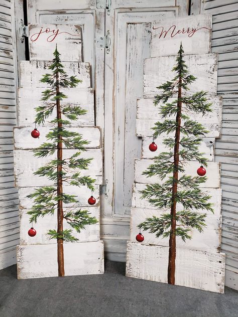 This unique piece is 36" x apprx. 12" This Christmas tree with red bulbs on a white-washed background is perfect for a personalized farmhouse touch to your Christmas decorating. Perfect for that skinny wall space or just lean it against the wall. ***Can now be ordered with different colored bulbs!!******* (Just leave a color choice in "note to seller" box **All of my creations are made of reclaimed boards. They are hand painted and are made after they are ordered. Although I try to duplicate the Christmas Wood Art Tree, Christmas Tree Sign Outdoor, Christmas Wooden Signs Artwork, Pallet Wood Christmas Tree Wall, Christmas Signs For The Tree, Christmas Sign Tree, Old Barn Wood Christmas Trees, Christmas Decoupage On Wooden Tree, Rustic Snowman On Ironing Board