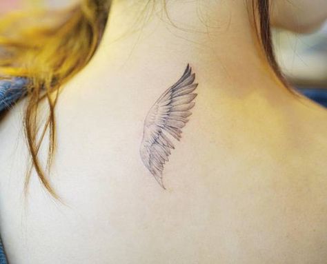 Single Wing Tattoo, Tattoo Ideas Wings, Scarab Tattoo, Puzzle Piece Tattoo, Upper Back Tattoos, Small Butterfly Tattoo, Tattoo Zeichnungen, Wing Tattoo, Inspiration Tattoos