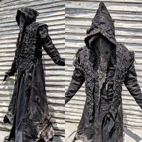 Apocalypse Costume, Horror Fashion, The Executioner, Post Apocalyptic Costume, Apocalyptic Clothing, Horror Costume, Apocalyptic Fashion, Heavy Metal Rock, Armors