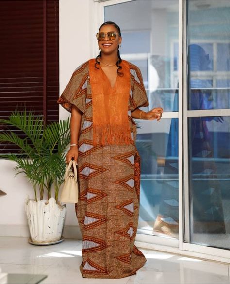 Ankara And Aso Oke Combo, Bubu Gown With Aso Oke Design, Bubu With Aso Oke Design, Female Agbada Gown Styles, Bubu With Aso Oke, Aso Oke Dress Styles, Aso Oke Dress, Adire Kaftan Styles, Bubu Kaftan Styles