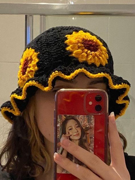 Sunflower Crochet Hat, Sunflower Bucket Hat Crochet, Sunflower Bucket Hat, Daisy Bucket Hat, Sunflower Bucket, Bucket Hat Crochet, Sunflower Hat, Crochet Summer Hats, Hats Crochet