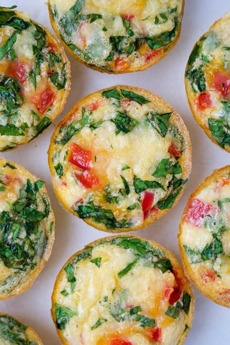 Spinach Egg Muffins with Roasted Red Peppers - Stephanie Kay Nutrition Kay Nutrition, Gluten Free Meal Prep, Boiling Eggs, For Breakfast, Sandwich Breakfast, Egg Egg, Boil Eggs, Eggs Recipes, Healthy Eggs