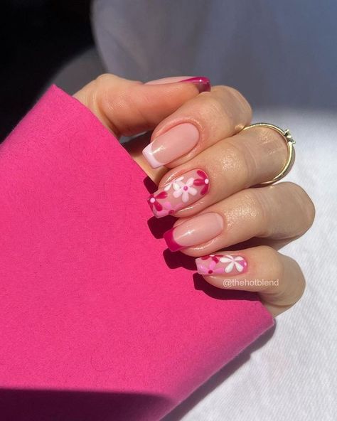 Spring Acrylic Nails, Summery Nails, Casual Nails, Classy Acrylic Nails, Cute Gel Nails, Short Acrylic Nails Designs, Funky Nails, Pretty Acrylic Nails, Floral Nails