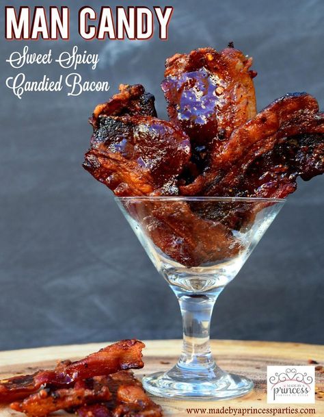 Carmelized Bacon, Candied Bacon Recipe, Bacon Snacks, Keep To Myself, Bacon Appetizers, Bacon Recipe, Candy Sweet, Candied Bacon, Think Food