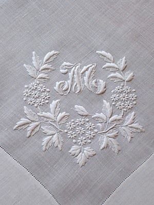 #lace Embroidered Hankies, Monogrammed Linens, Embroidered Tablecloth, Embroidery Monogram, Embroidered Monogram, Heirloom Sewing, 자수 디자인, Linens And Lace, Antique Linens