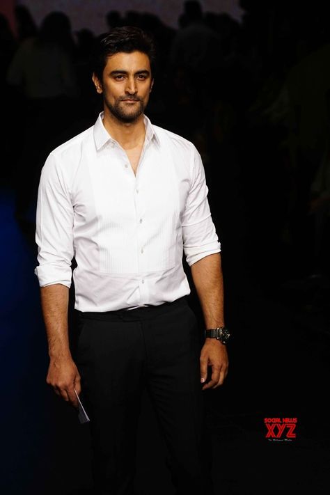 Want to be part of scripts I believe in: Kunal Kapoor - Social News XYZ Kunal Kapoor Actor, Rang De Basanti, Kunal Kapoor, New Delhi, He Wants, White Undershirt, Actors, Media, Mens Tshirts