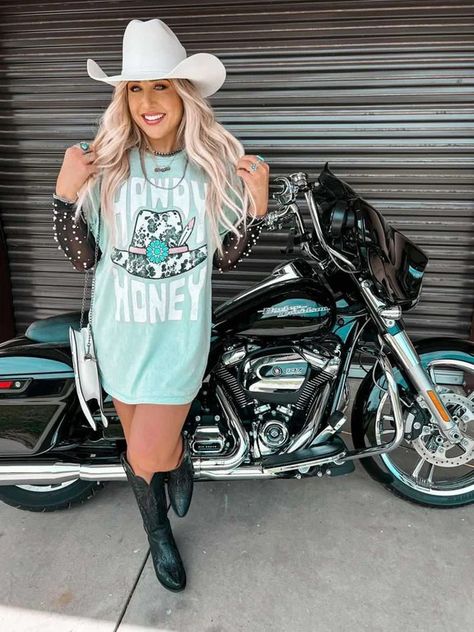 Big T Shirt Country Outfit, Tshirt Dress For Country Concert, Big T Shirt And Boots Outfit, Country Tshirt Dress With Boots, Oversized Tshirt Dress Outfit Western, T Shirt Dress And Cowboy Boots, Western Oversized Tshirt Dress, Western Graphic Tee Dress, Tshirt Country Concert Outfit