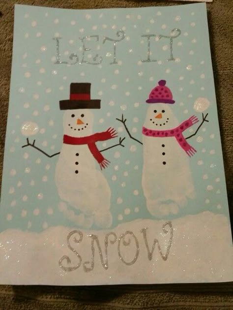 Footprint snowman How To Make Snowman, Make Snowman, Footprint Crafts, Deco Nature, Handprint Crafts, Daycare Crafts, Preschool Christmas, Snowman Crafts, Christmas Crafts For Kids