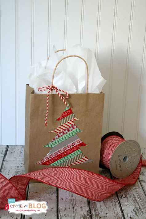 easy washi gift bags Diy Gift Bags Paper, Homemade Gift Bags, Simple Holiday Gifts, Holiday Gift Wrapping, Decorated Gift Bags, Gift Bags Diy, Holiday Gift Bag, Diy Event, Diy Holiday Gifts