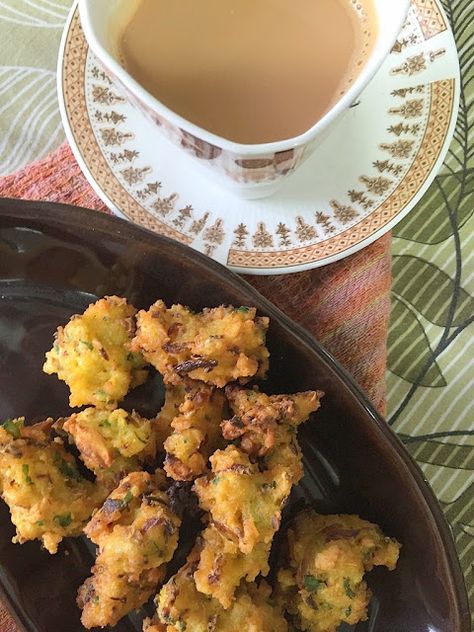 Chawal Pakora | How to make Rice Pakora | Deep fried veganGF delights Who doesn't mind an ocassional indulgence with deep fried pakoras ? With the rains pouring last few weeks it was on my mind and we indulged one evening. With a steaming cup of tea and these pakoras mom was truly sold out - she cudnt believe when I said it was made with leftover cooked rice. We even chuckled maybe its a good idea from now on to cook a little extra rice for these yummy pakoras. After yesterday's Idli Manchurian Pakode With Tea, Turmeric Tea Recipe, Leftover Rice, Future Job, Cooked Rice, Basic Kitchen, Steaming Cup, Turmeric Tea, Snacks To Make