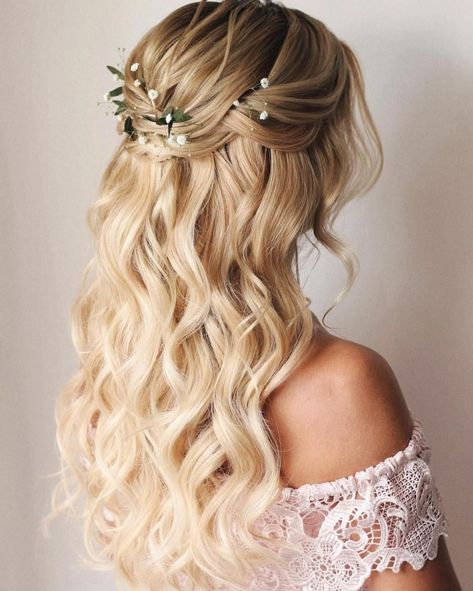 Bridal Half Up Half Down Hair with Foliage and Gypsophila #cutehairstyle #easyhairstyle #hairdesign Bridal Half Up Half Down, Bridal Hair Half Up, Wedding Hairpiece, Wedding Hair Half, Wedding Hairstyles With Veil, Bridal Hairstyle, Wedding Hairstyles Half Up Half Down, Bridal Hair Clip, Effortless Hairstyles