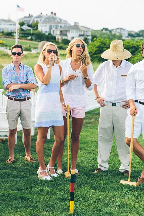 Classy Girls Wear Pearls: Feeling Croquet Club Themed Party, Country Club Attire, Country Club Casual, Country Club Outfit, Country Club Dress, Country Club Style, Look Hippie Chic, Club Attire, Classy Girls Wear Pearls