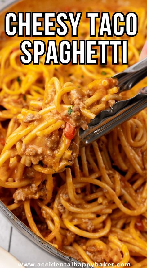 Easy Supper Ideas With Ground Beef, Easy Supper With Ground Beef, Spaghetti And Cheese Recipe, Cheesy Taco Spaghetti Bake, Taco Supper Ideas, Loaded Spaghetti Recipes, Easy Dinner Ideas On A Budget, Taco Spaghetti Ground Beef, Cheesy Taco Spaghetti