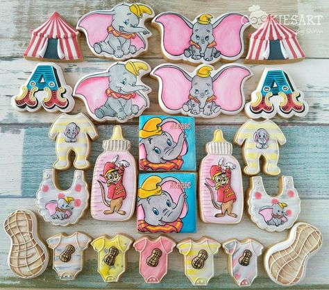 Dumbo Baby Shower Theme, Circus Baby Shower Theme, Dumbo Birthday Party, Baby Bottle Cookies, Dumbo Birthday, Baby Dumbo, Boy Baby Shower Centerpieces, Girl Shower Themes, Surprise Birthday Gifts