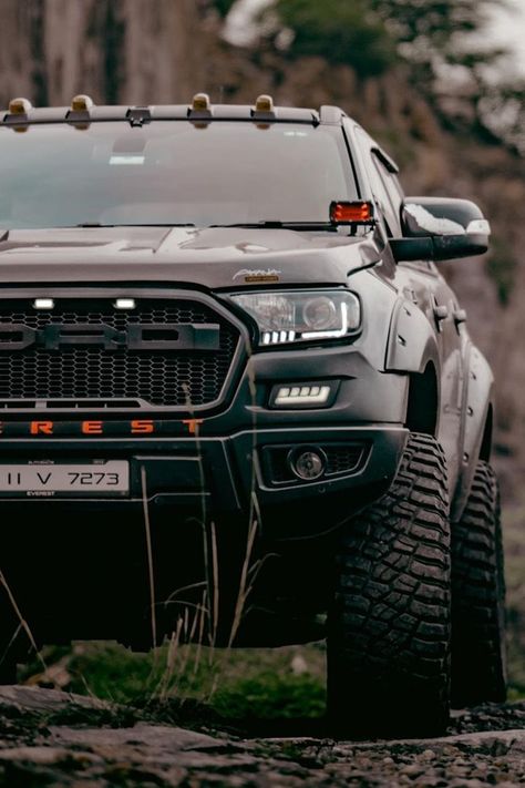 Ford Endevour modified India Modified Endeavour Car, Ford Endeavour Modified, Ford Endeavour Black, Black Fortuner Car Wallpaper, Fortuner Modified, Endeavour Ford, Black Fortuner, Suv Modified, Endeavor Car