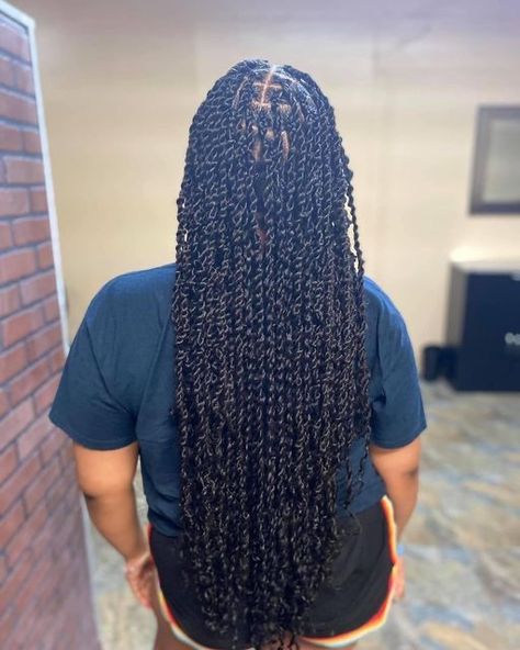 Passion Twists Without Curls, Passion Twists Hairstyle Small, Extra Small Passion Twists Long, Small Passion Twists Hairstyle, Mini Passion Twists Long, Small Passion Twists Long, Passion Twists With Curls, Medium Passion Twists, Small Passion Twists