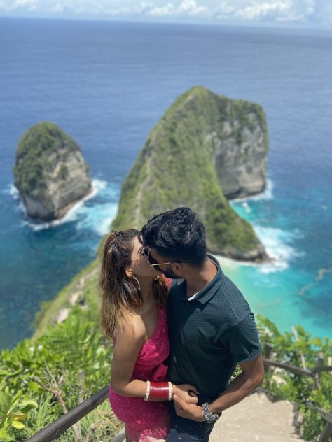 Honeymoon Couple Outfits, Bali Couple Photos, Couple Waterfall, Bali Poses, Bali Couple, Bali Outfit, Bali Photos, Couple Picture Ideas, Bali Photography