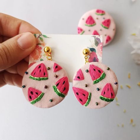 Embroidered Watermelon Earrings 🍉 ✨100% Handmade ✨ Available in StarryNeedleWork Etsy shop ✨ Worldwide Shipping ✈️ ✨Dm for order #embroideredwatermelon #embroideredearrings #watermelonearrings #summeroutfits #summeraccessories #embroideredfruits Embroidered Watermelon, Watermelon Earrings, Embroidered Accessories, Embroidery Accessories, Hand Embroidered Jewelry, Embroidery Earrings, Earrings Diy Handmade, Embroidered Earrings, Diy Fabric Jewellery