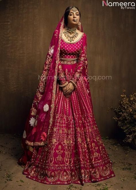 Latest Pakistani Designer Wedding Collection Top Bridal Dresses 2022 #bridaldressing #latestbridaldresses2022 #pakistanibridaldresses Pink Lehenga Choli, Pink Bridal Lehenga, Baju Kahwin, Choli Dress, Raw Silk Lehenga, Desi Wedding Dresses, Wedding Lehenga Designs, Indian Dresses Traditional, Pink Lehenga