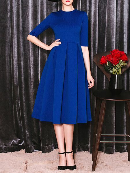 Elegant Midi vestido azul rey de manga 3/4 tableado, muy elegante Blue Outfit Ideas, Elegant Midi Dress, Elegant Midi Dresses, Blue Outfit, Unique Designers, Independent Designers Fashion, Look Chic, Style Chic, Midi Dresses