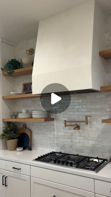 Jessica | JMartinez Home Design on Instagram: "Obsessedddd with how this kitchen refresh went for @danielle_lawley - Solid White Oak shelves and the Venetian Plaster hood were the finishing touches. 🤩

Thanks to @valdes_tile_and_stone for the gorgeous custom hutch cabinets, new doors and tile! 

White oak from @ganahllumberco 

#beforeandafter #kitchen #kitchendesign #orangecounty #home #accentwall #accentwalls #featurewall #featurewalls" Venetian Plaster Hood, White Oak Shelves, Plaster Hood, Hutch Cabinet, Kitchen Hood, Neutral Kitchen, Kitchen Refresh, Oak Shelves, Venetian Plaster