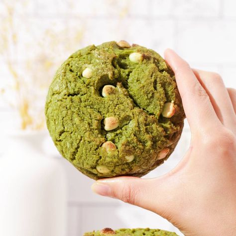 Matcha White Chocolate Cookies Matcha White Chocolate Cookies, Matcha Custard, Matcha Baking, Green Tea Cookies, Cookies With White Chocolate, Matcha White Chocolate, Plaid Apron, Matcha Dessert, Recipe Cookies