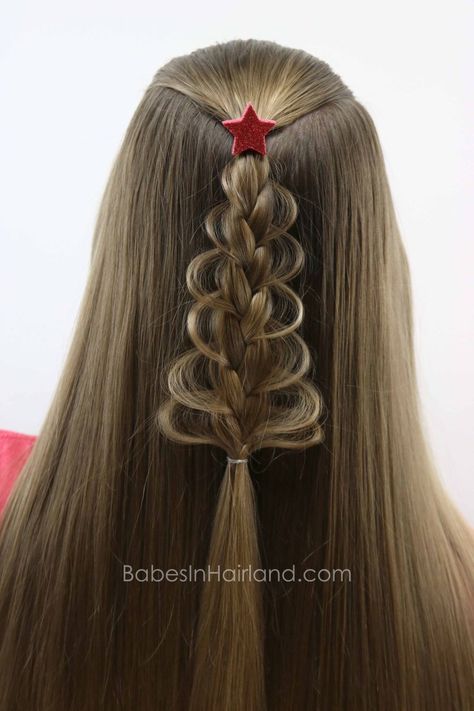 Loop Braid, Tree Braids, Christmas Hairstyles, Peinados Fáciles Para Cabello Corto, Funny Girl, Holiday Hairstyles, Christmas Hair, Crazy Hair Days, Long Blonde