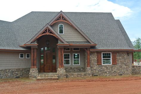 New Home 4/2015 - Craftsman - Exterior - Charleston - by Finnell Builders | Houzz Cottage Style Exterior, Brown House Exterior, Traditional Exterior Homes, Craftsman Style Exterior, Exterior Home Renovation, Exterior Home Design, Rustic House Plans, Shingle Colors, Craftsman Exterior